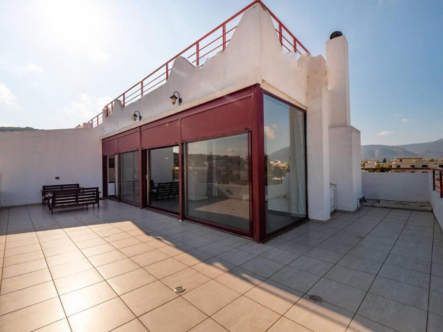 Luxury View Apartment 10Min From Athens Airport كوروبيون المظهر الخارجي الصورة