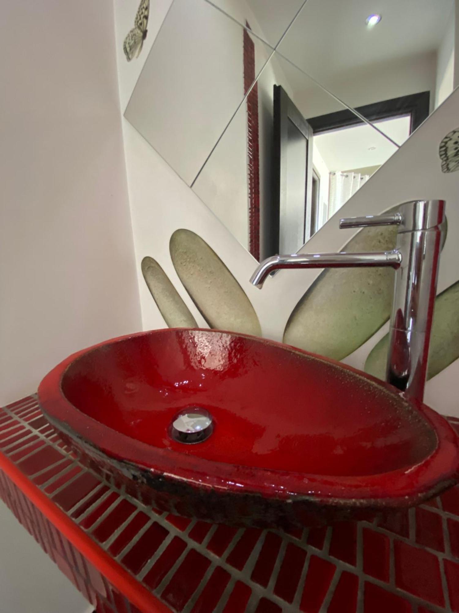 Luxury View Apartment 10Min From Athens Airport كوروبيون المظهر الخارجي الصورة