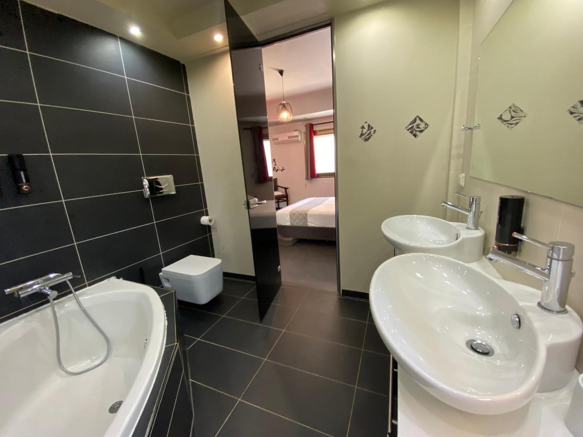 Luxury View Apartment 10Min From Athens Airport كوروبيون المظهر الخارجي الصورة