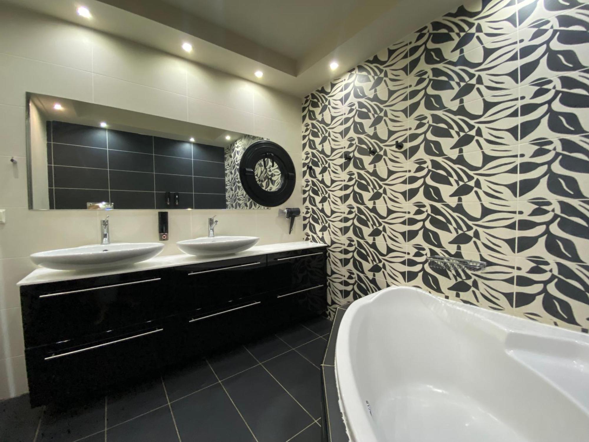 Luxury View Apartment 10Min From Athens Airport كوروبيون المظهر الخارجي الصورة