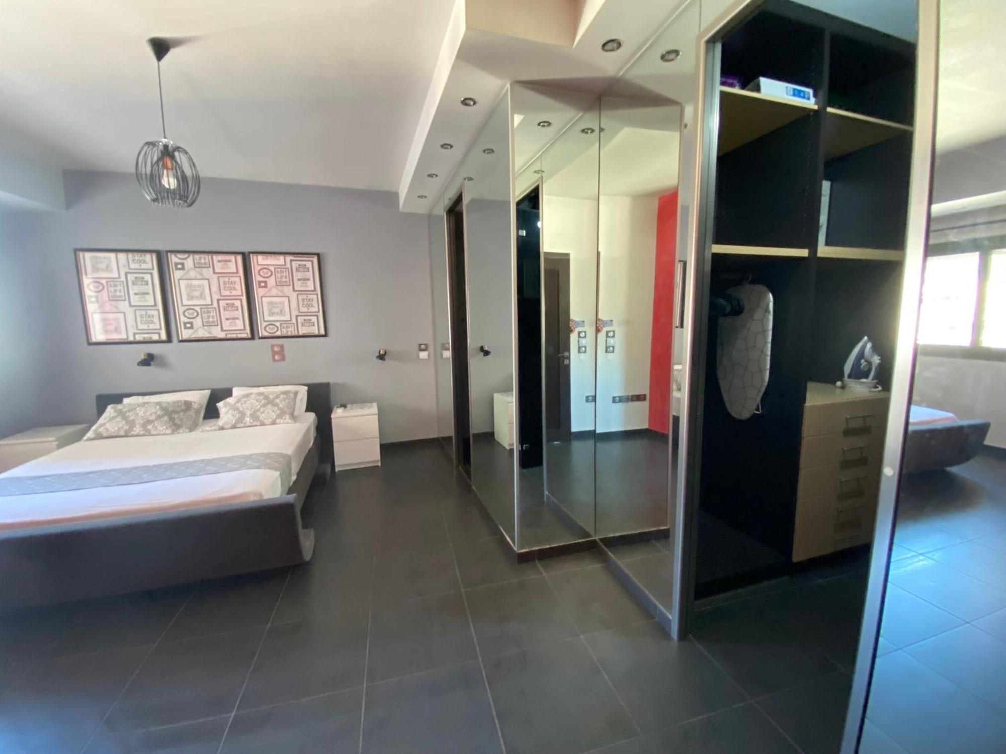 Luxury View Apartment 10Min From Athens Airport كوروبيون المظهر الخارجي الصورة