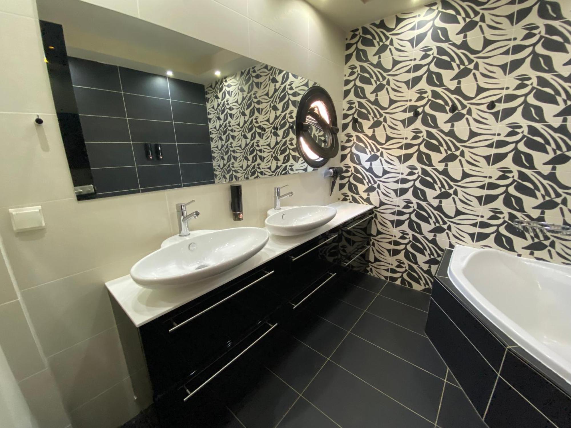 Luxury View Apartment 10Min From Athens Airport كوروبيون المظهر الخارجي الصورة
