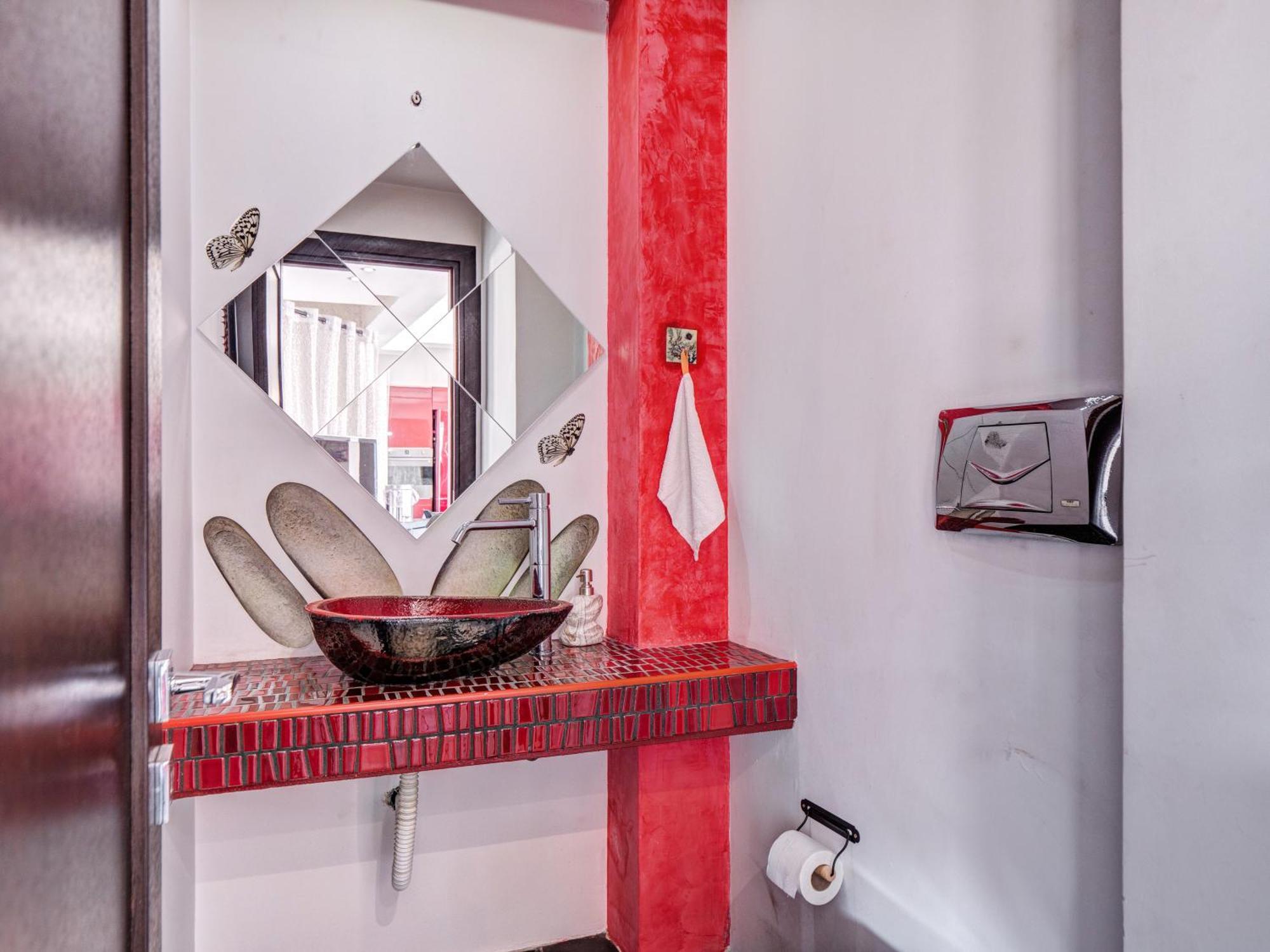 Luxury View Apartment 10Min From Athens Airport كوروبيون المظهر الخارجي الصورة